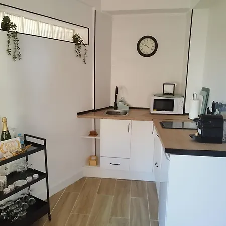 Apartamento Amazing Front Sea View Studio. Centre
